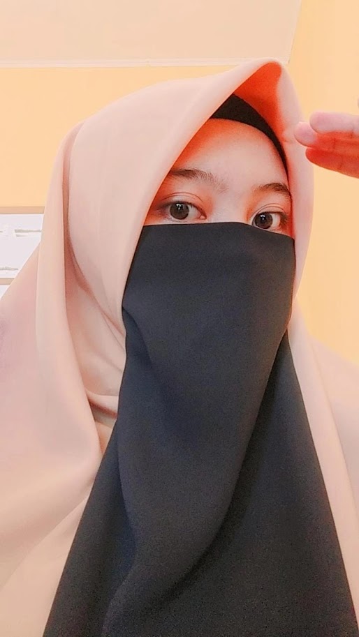Santri bercadar yang mengubah segalanya